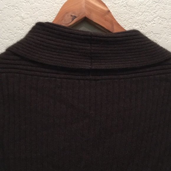 TALBOTS Women’s Cashmere Silk Blend Petites Cardigan Knit Tulip Hem Button Brown - Picture 8 of 13